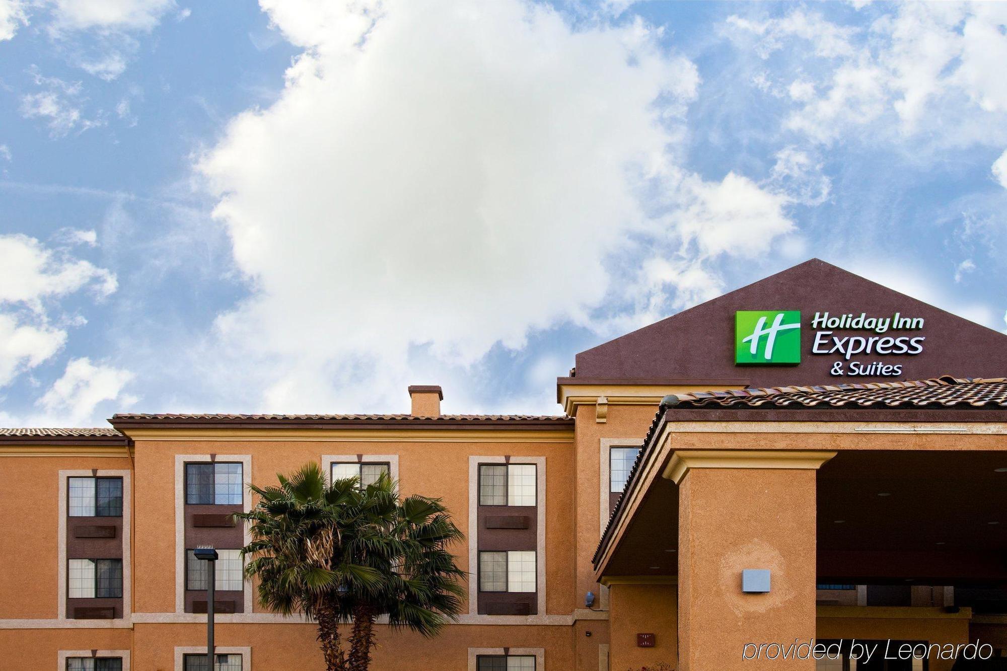 Holiday Inn Express Hotel & Suites Hesperia, An Ihg Hotel Zewnętrze zdjęcie